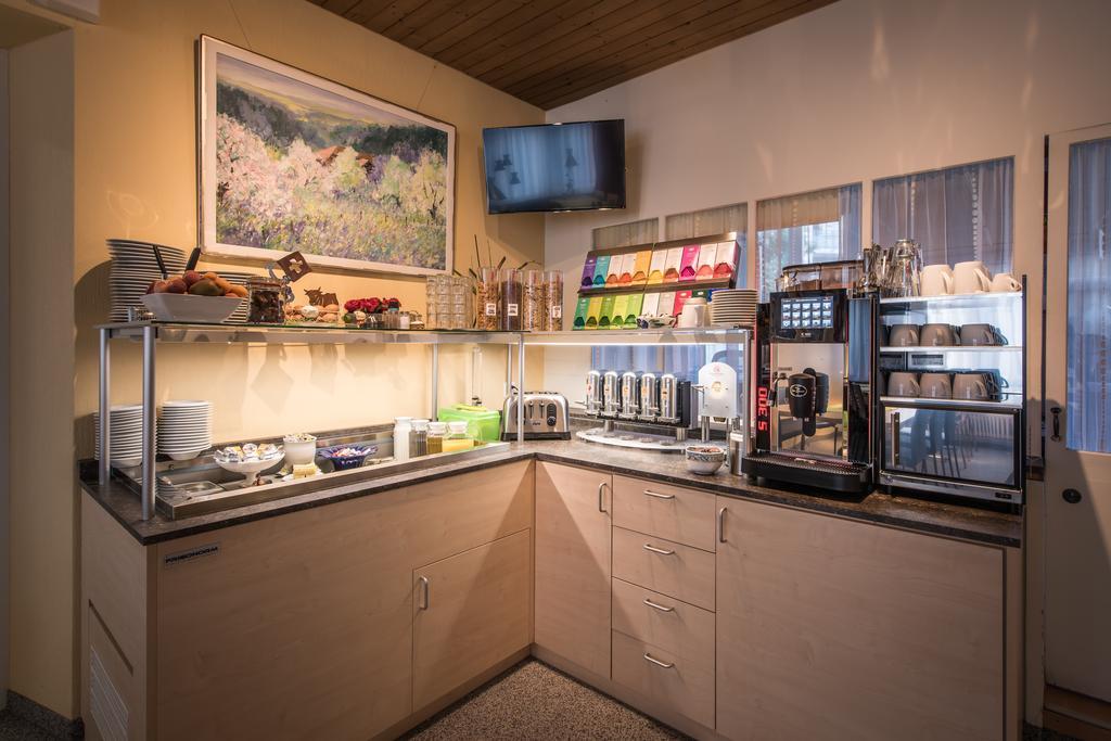 Hotel Derby Interlaken - Action & Relax Hub Екстериор снимка