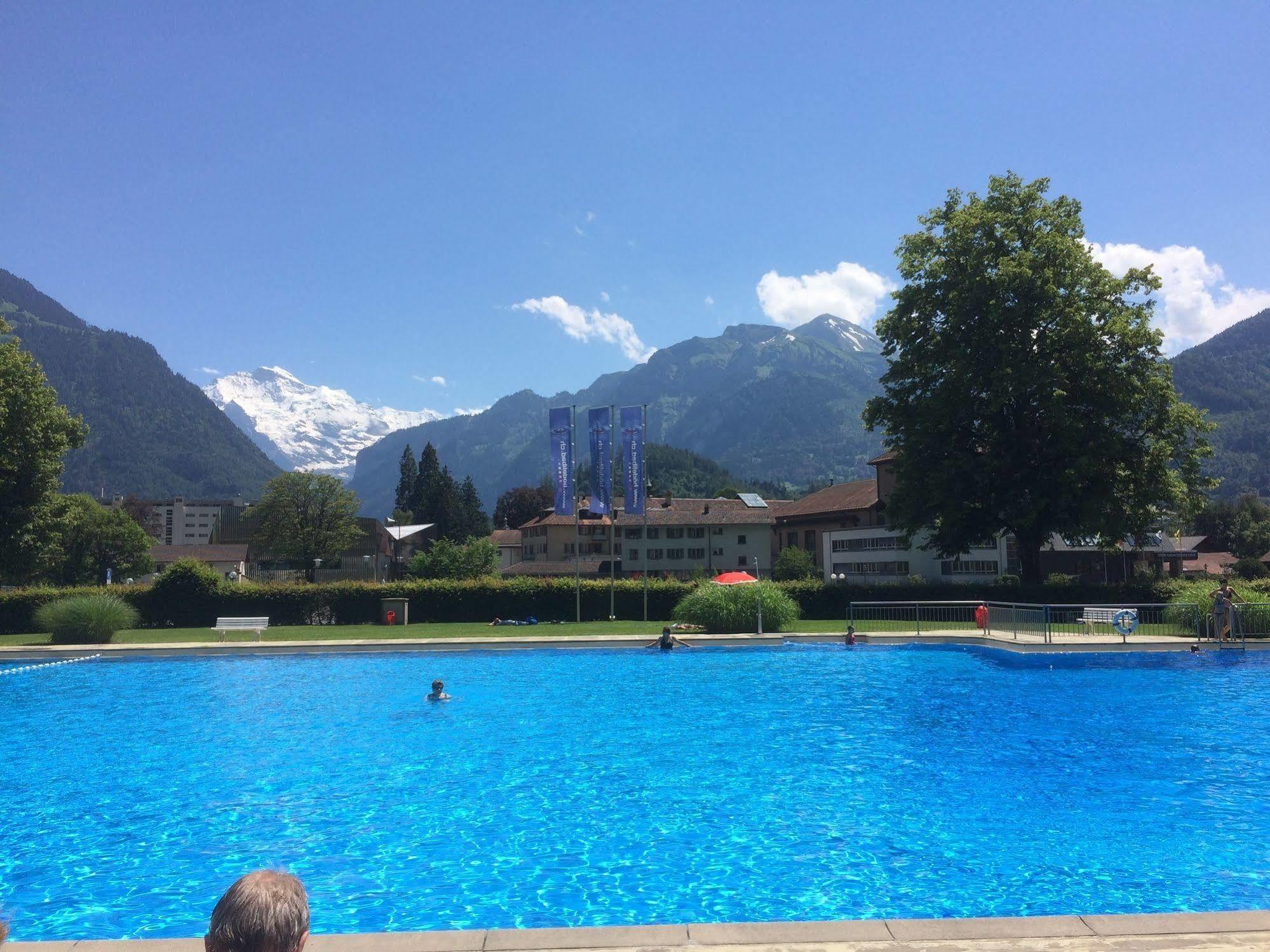 Hotel Derby Interlaken - Action & Relax Hub Екстериор снимка