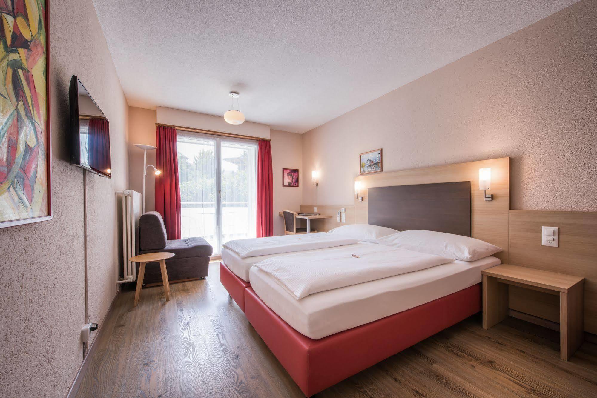 Hotel Derby Interlaken - Action & Relax Hub Екстериор снимка