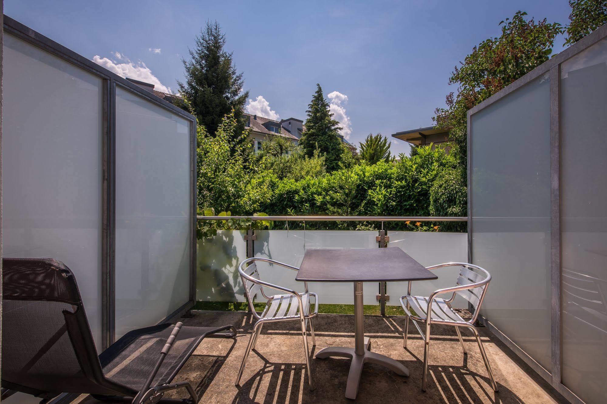Hotel Derby Interlaken - Action & Relax Hub Екстериор снимка